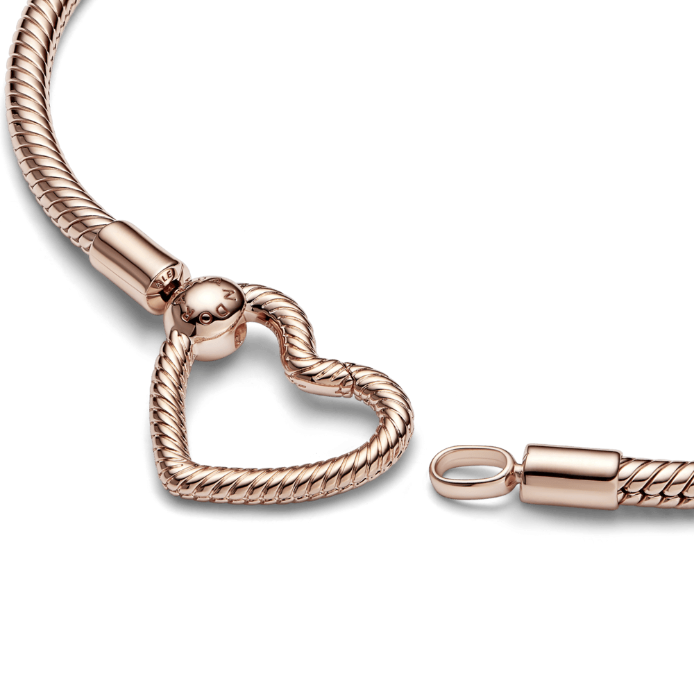 Brazalete cadena de serpiente con broche corazón Pandora Moments Recubrimiento en Oro Rosa 14k