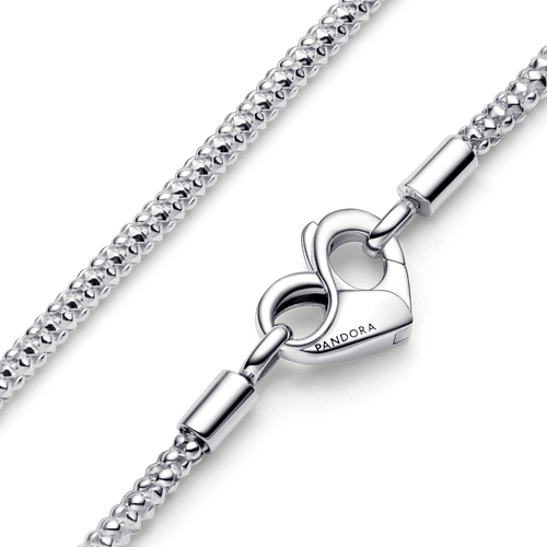Collar cadena decorada Pandora Moments
