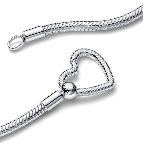 Collar de Cadena de Serpiente con Hebilla de Corazón